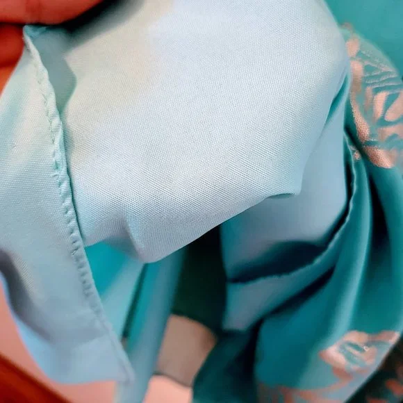 BNWT Strapless Floor Length Formal SO Lightweight & Gorgeous! (Straps included) - Picture 11 of 16